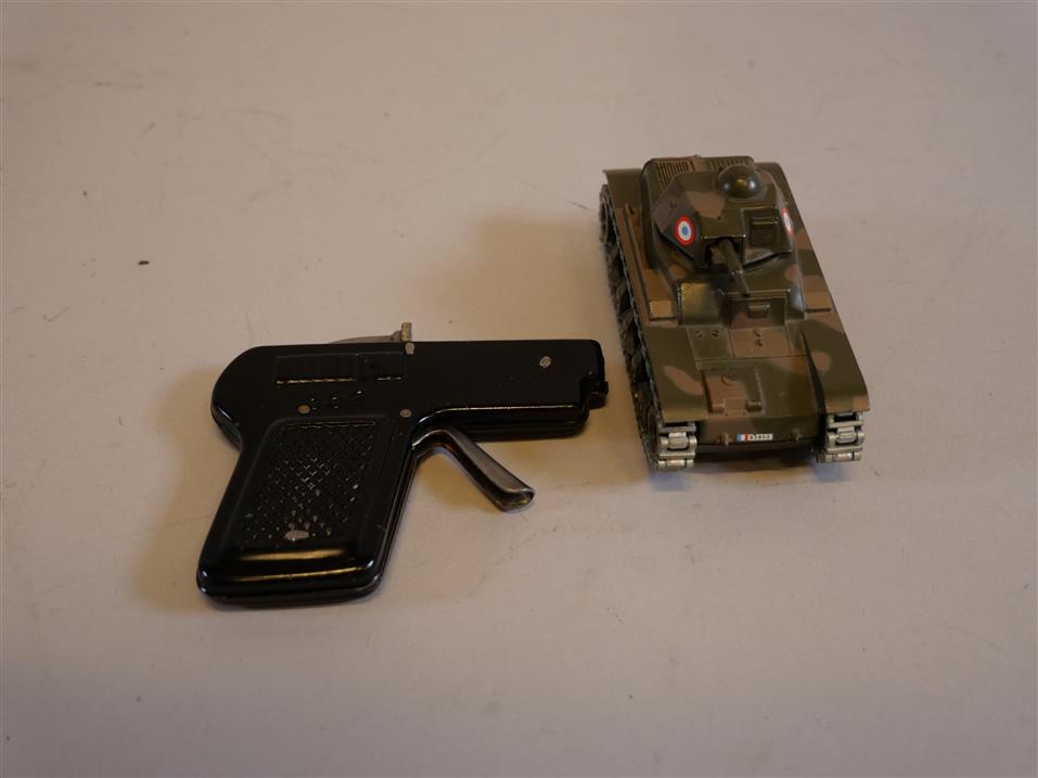 Solido Char Renault R 35 Tank no.233 (Gebraucht) in Therwil für CHF 8