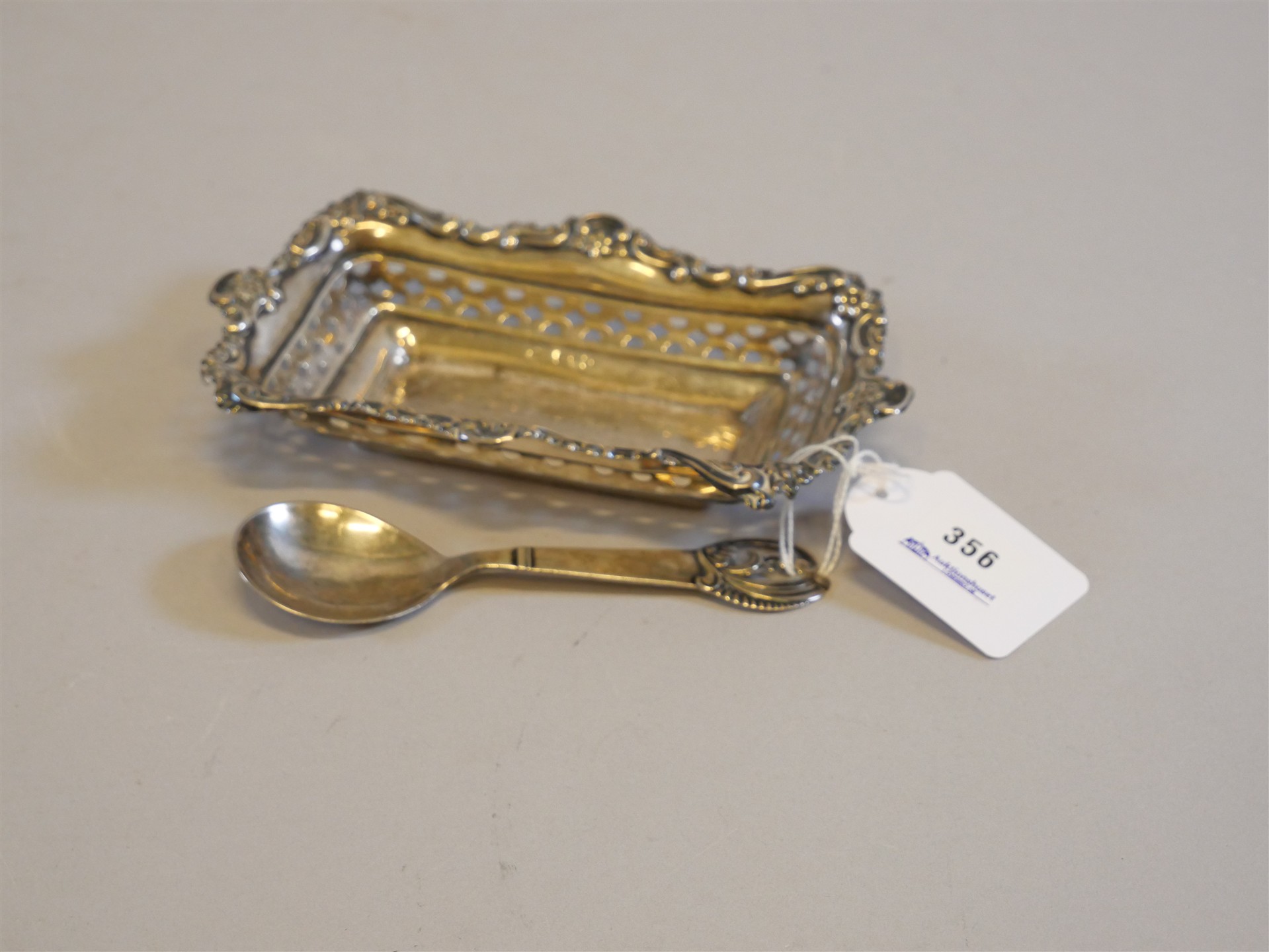 Auktion: 558 Objekt: 356