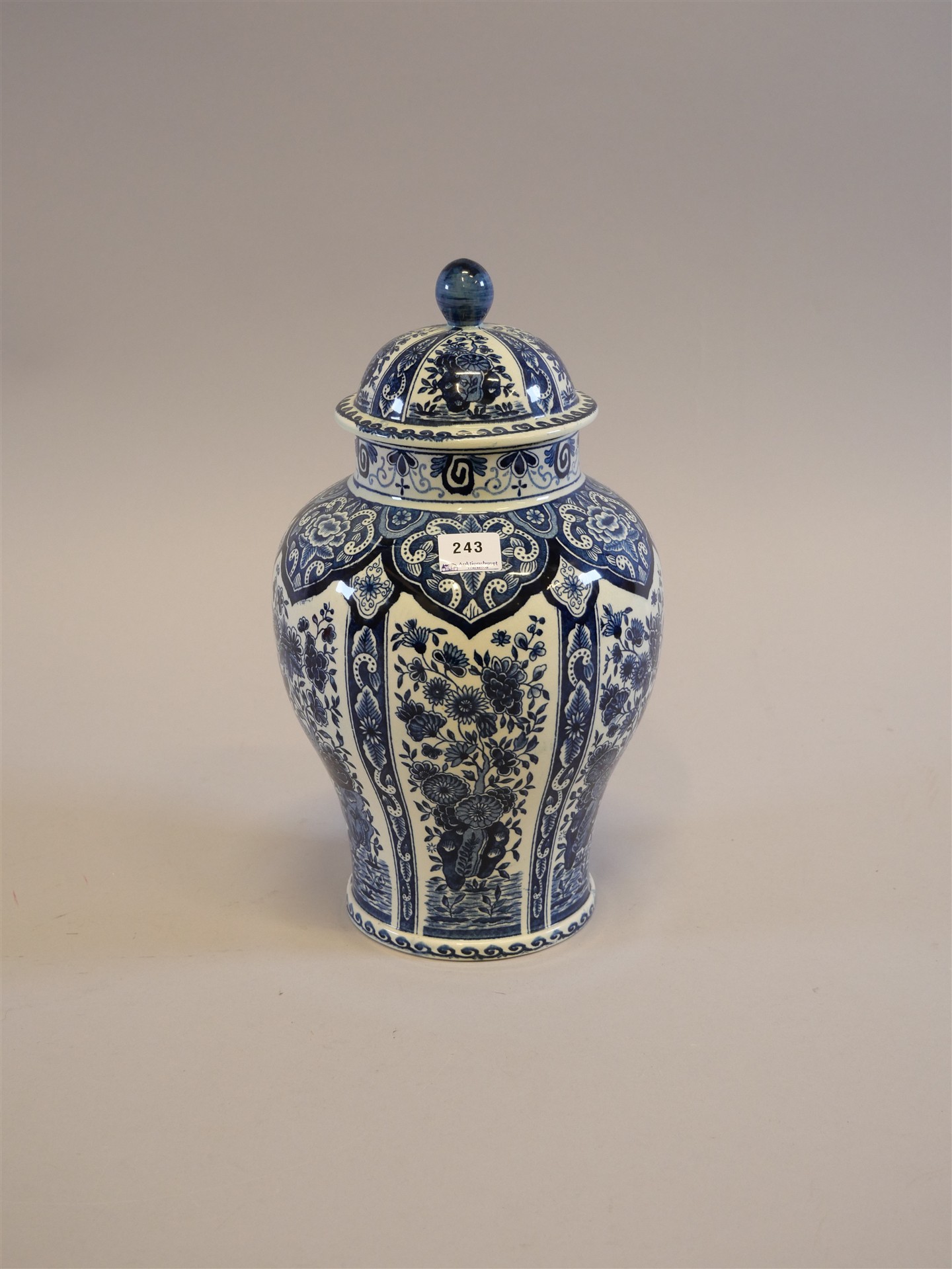 Auktion: 559 Objekt: 243