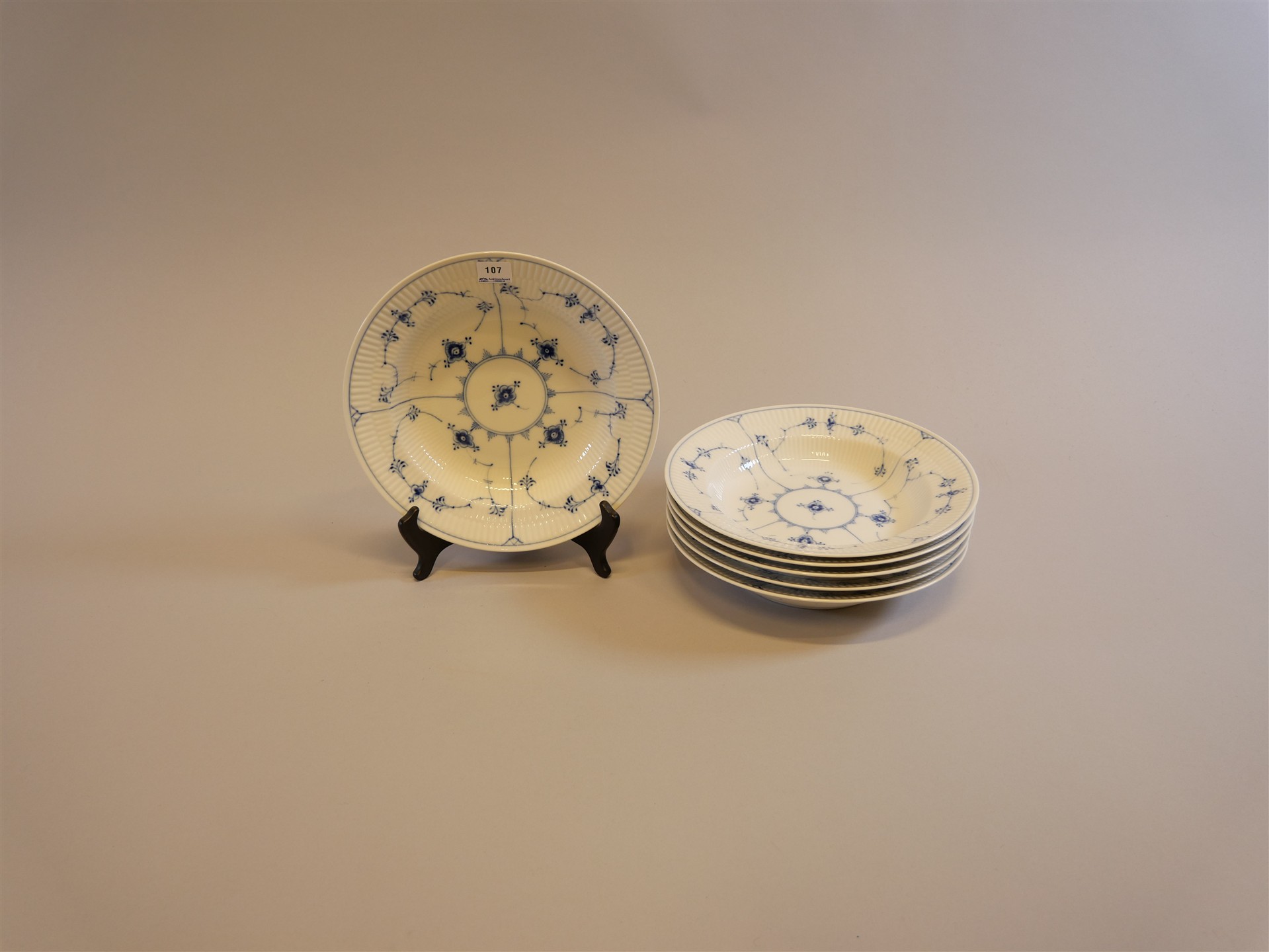 Auktion: 560 Objekt: 107