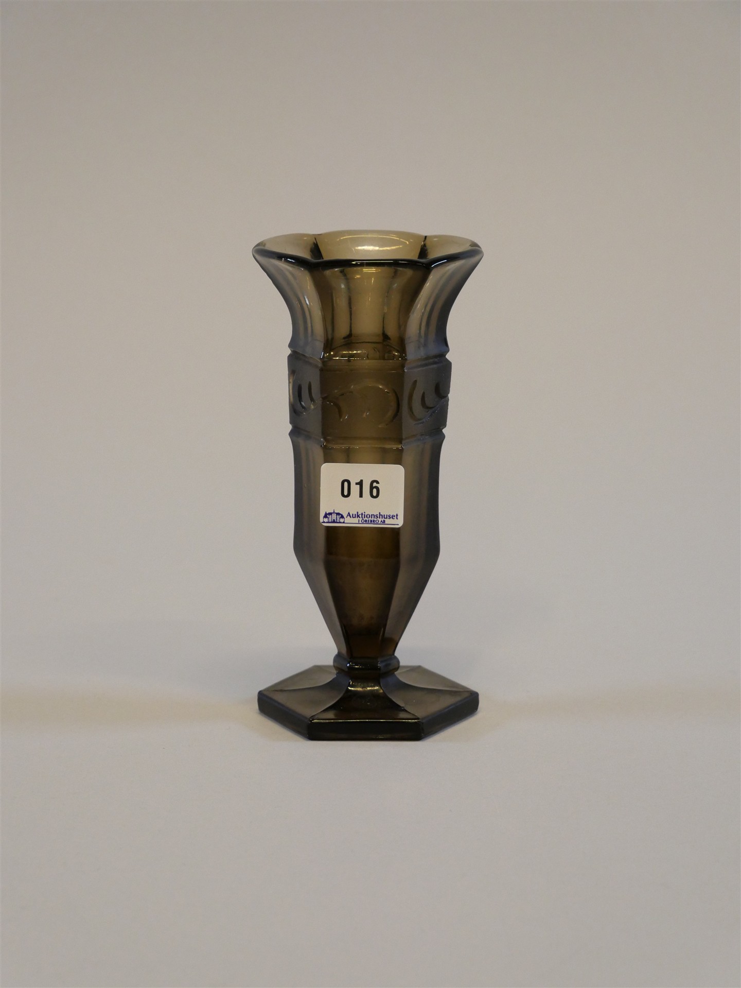 Auktion: 560 Objekt: 016