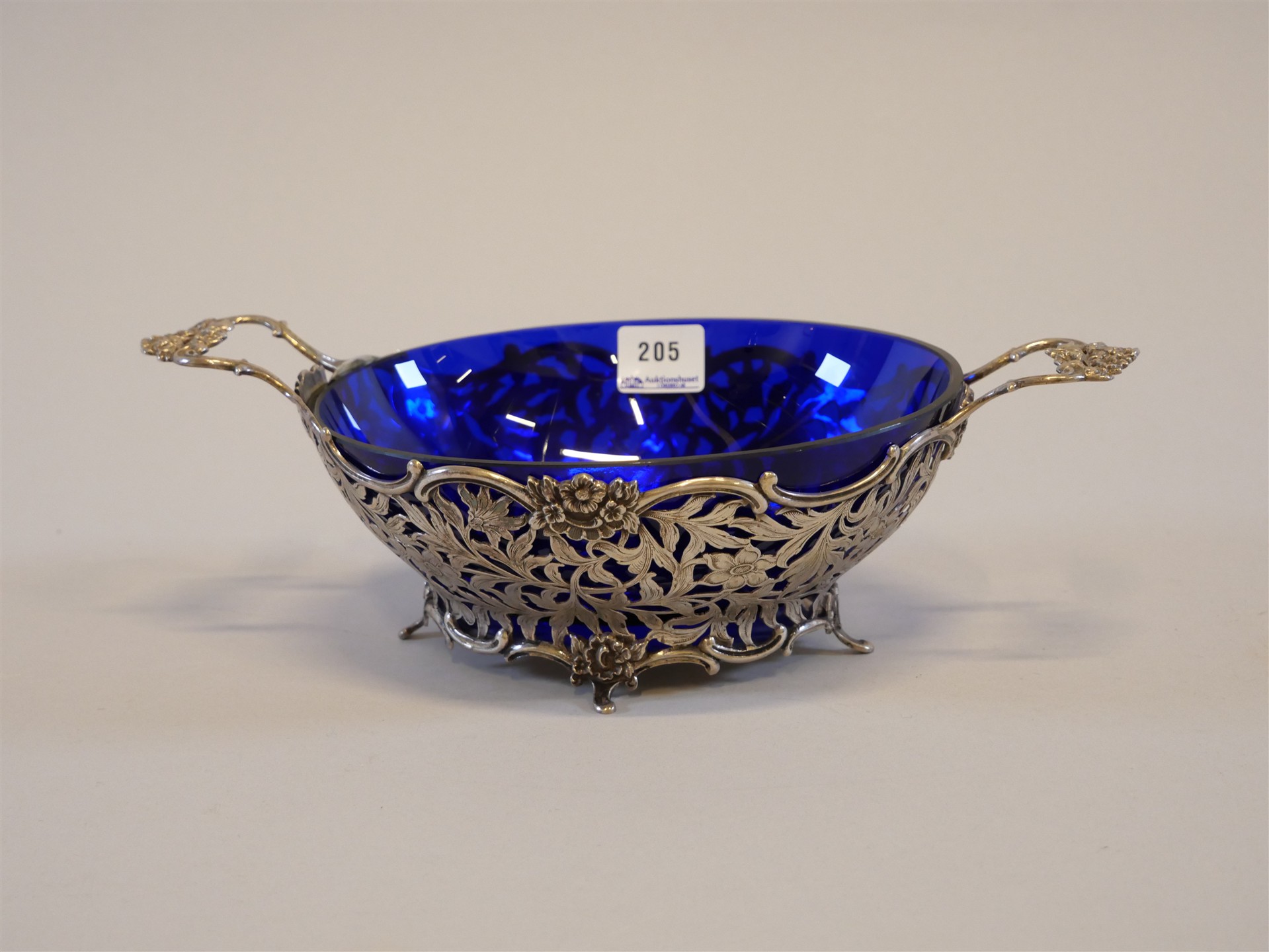 Auktion: 560 Objekt: 205