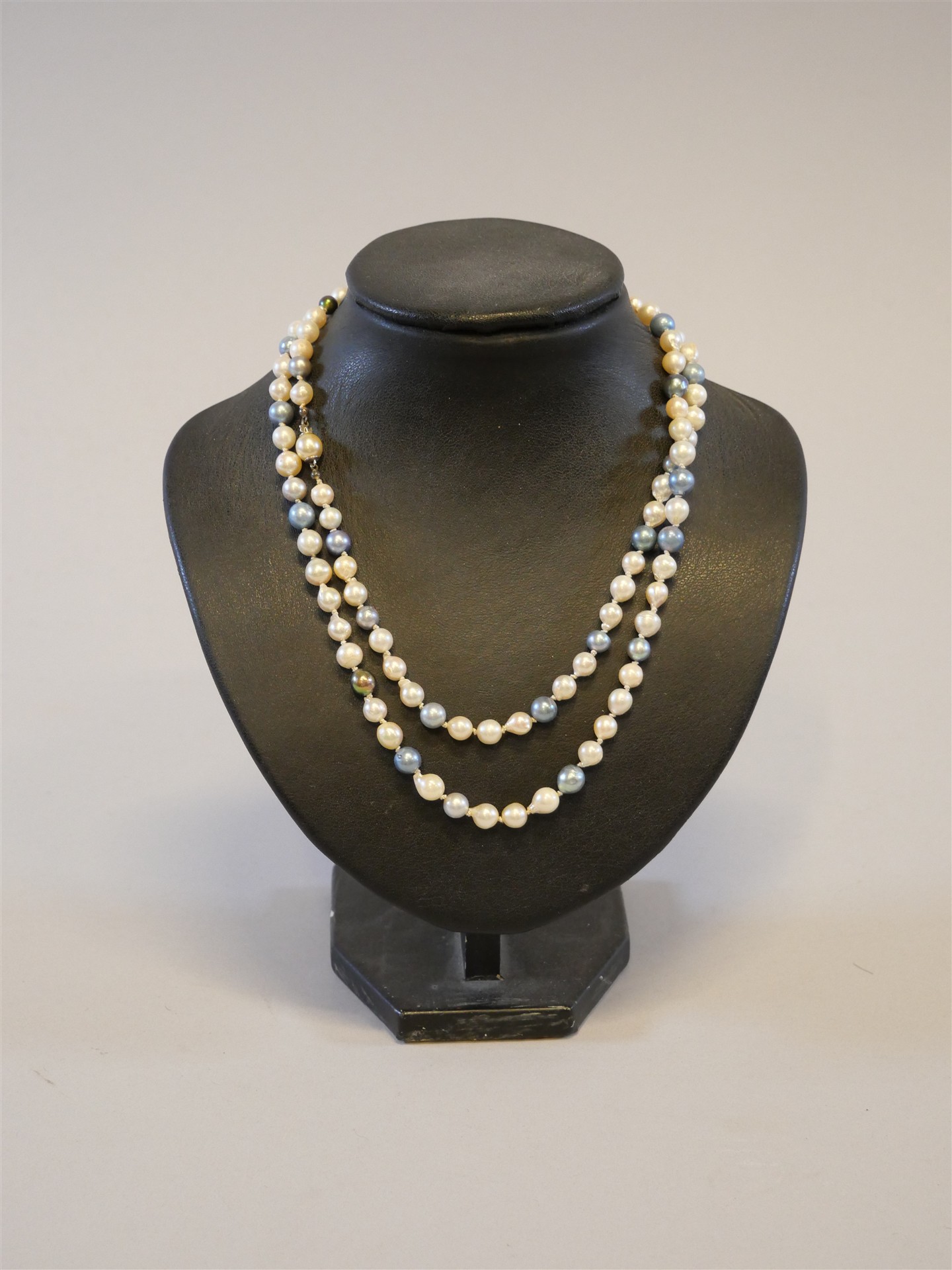 Auktion: 560 Objekt: 279