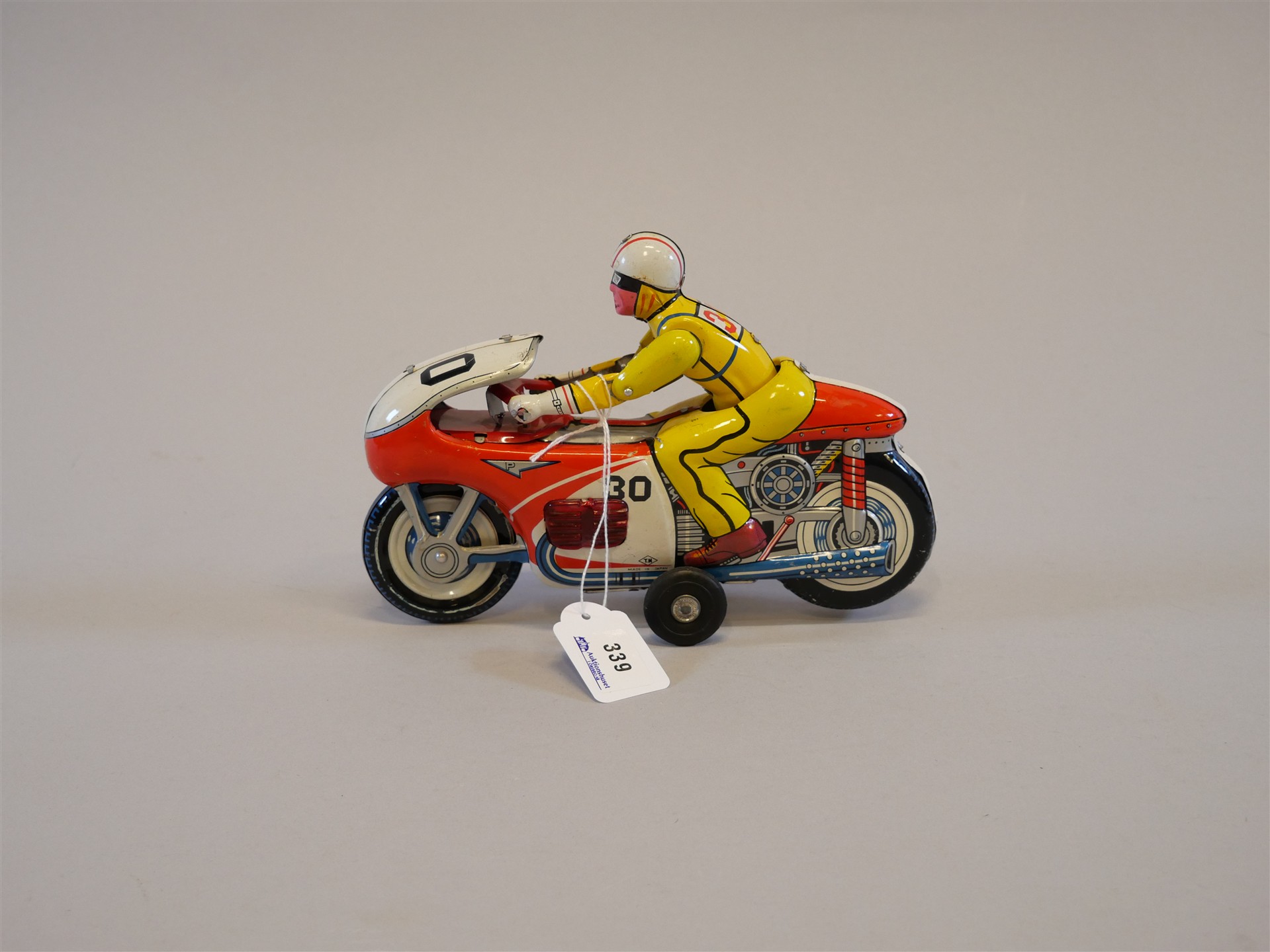 Auktion: 560 Objekt: 339