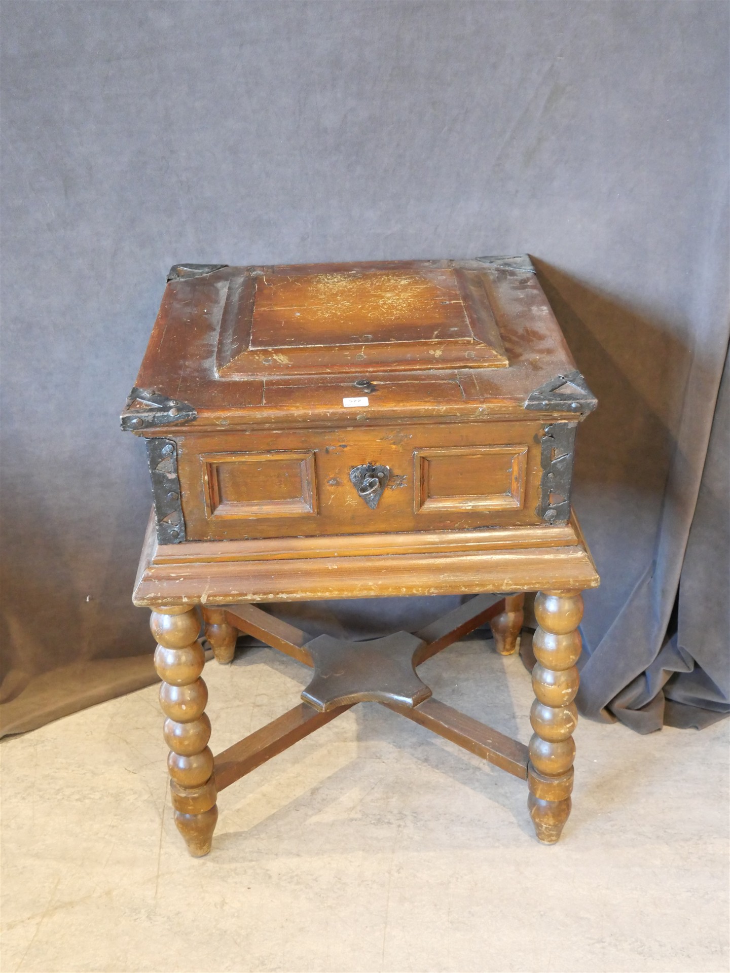 Auktion: 560 Objekt: 522