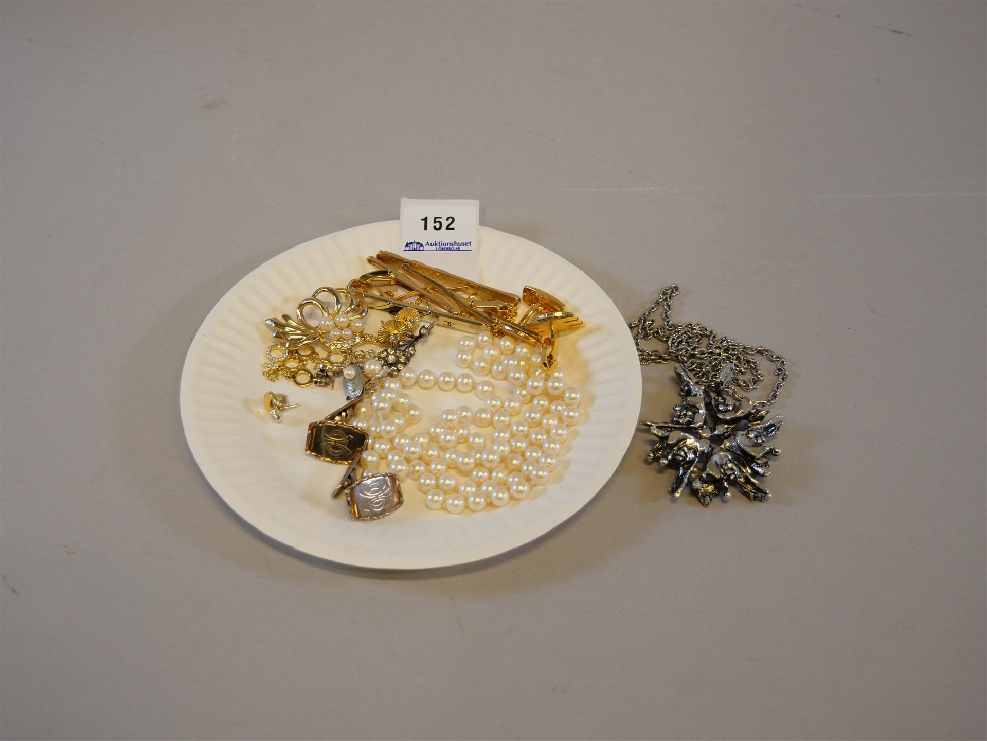 Auktion: 562 Objekt: 152