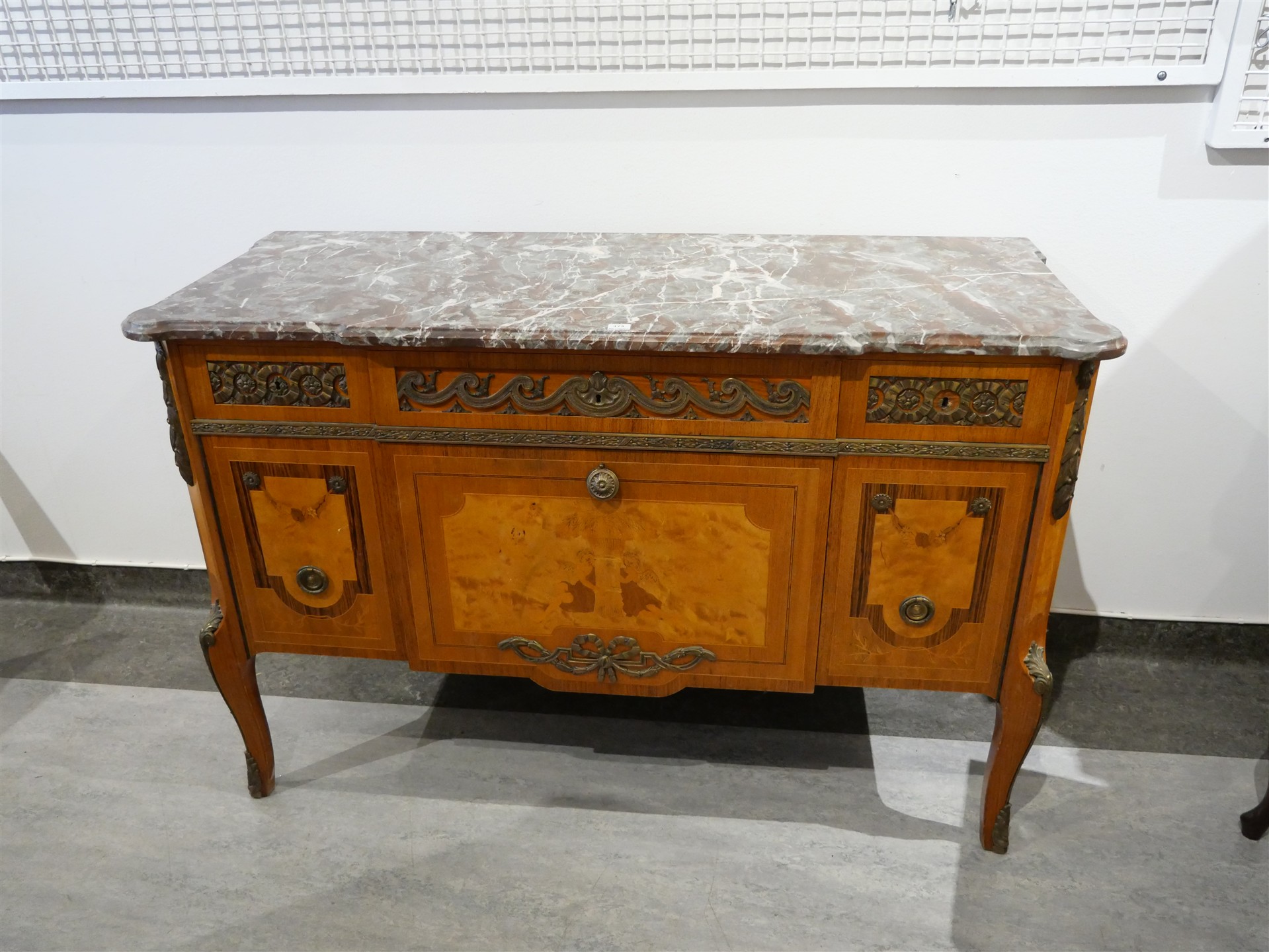 Auktion: 562 Objekt: 373