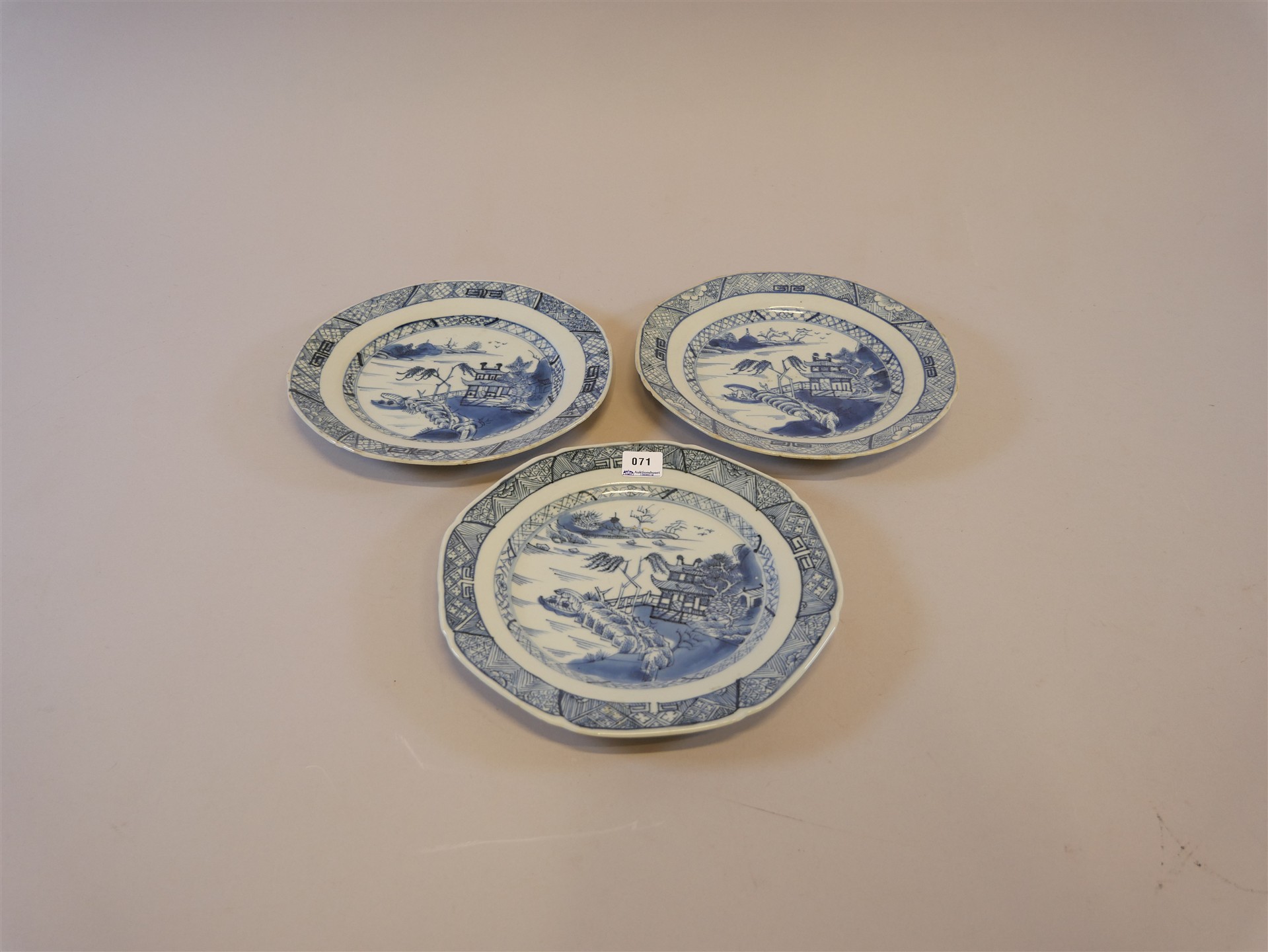 Auktion: 562 Objekt: 071