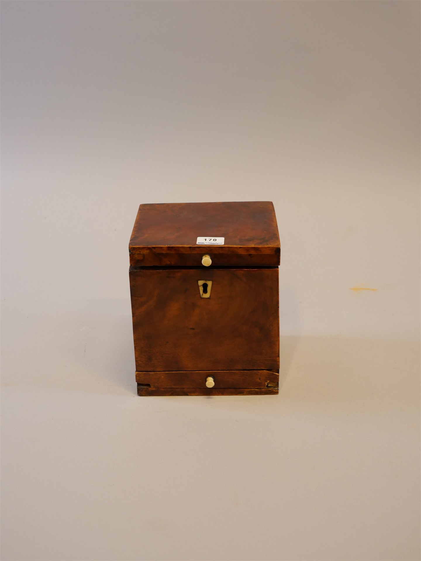 Auktion: 563 Objekt: 170