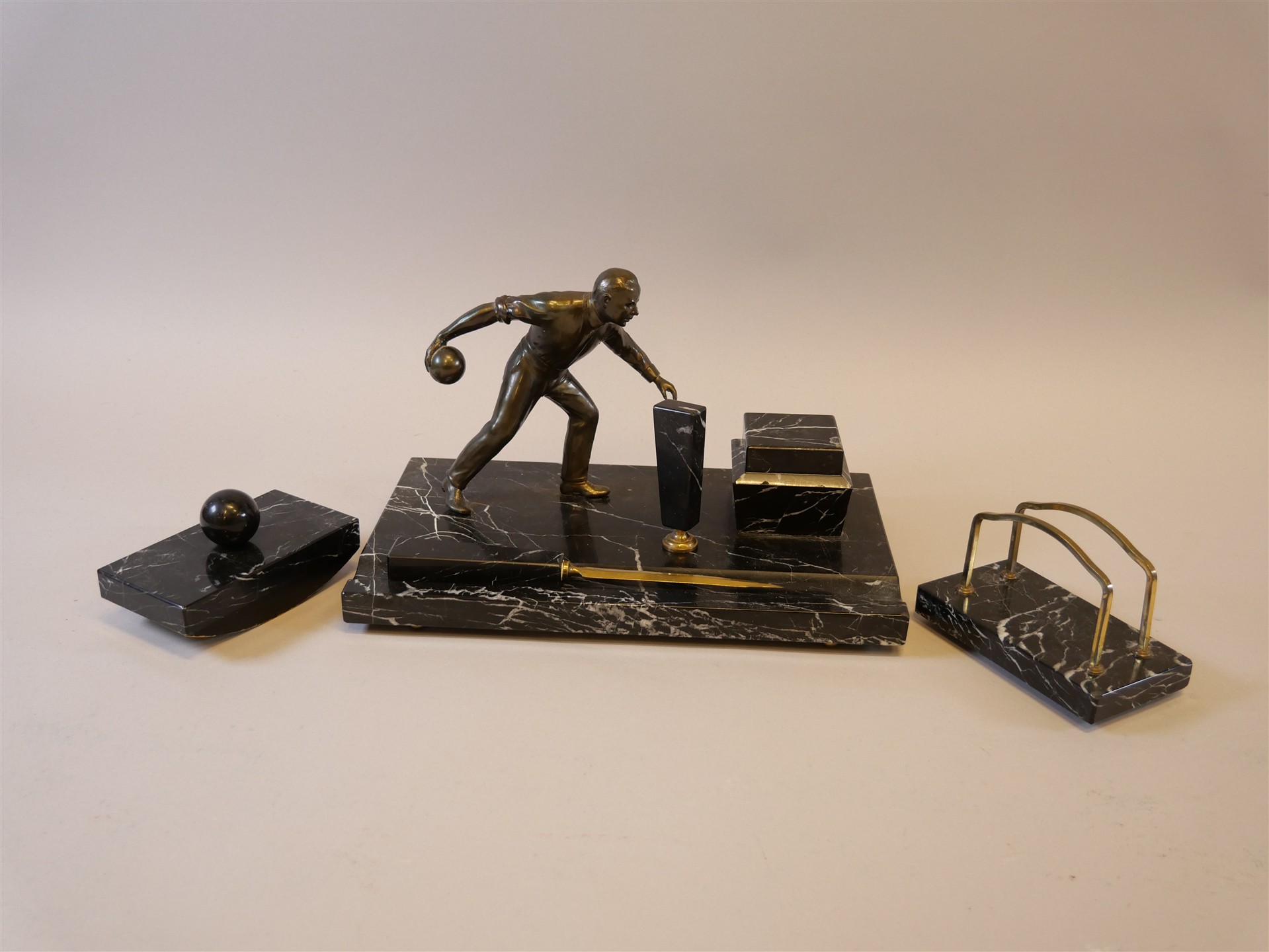 Auktion: 564 Objekt: 035