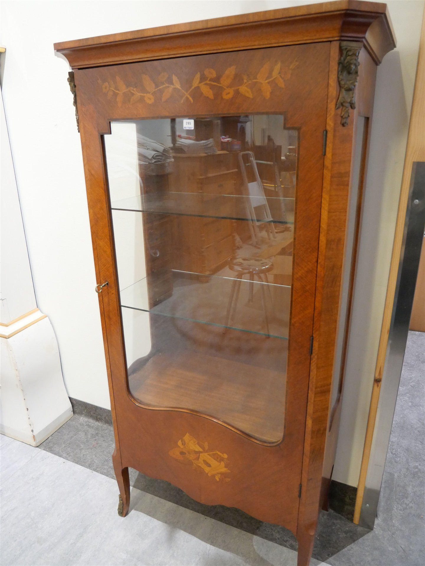 Auktion: 565 Objekt: 295