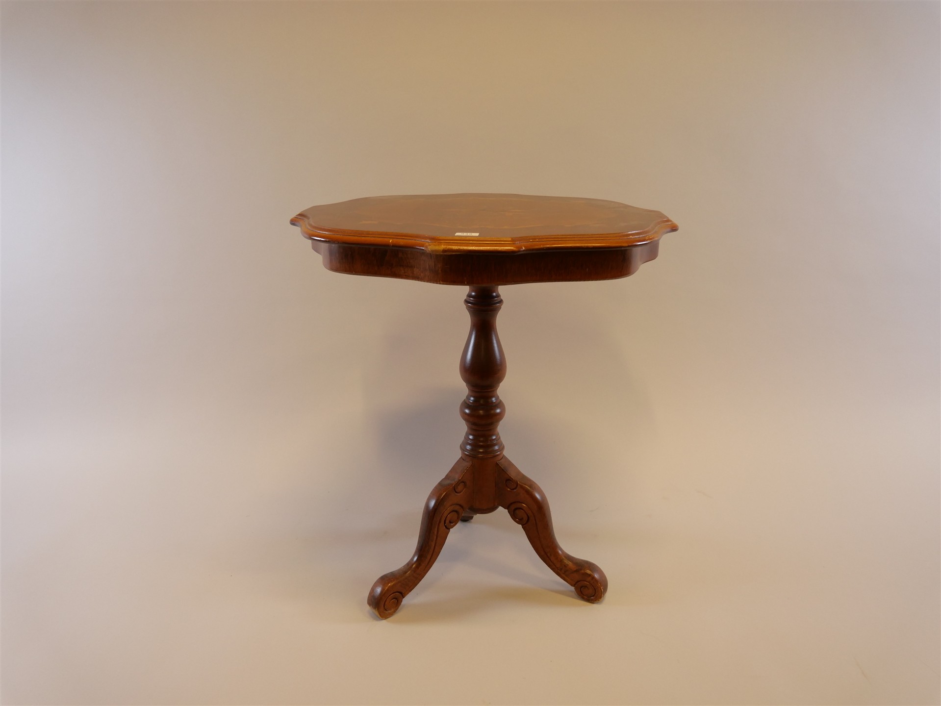 Auktion: 565 Objekt: 048