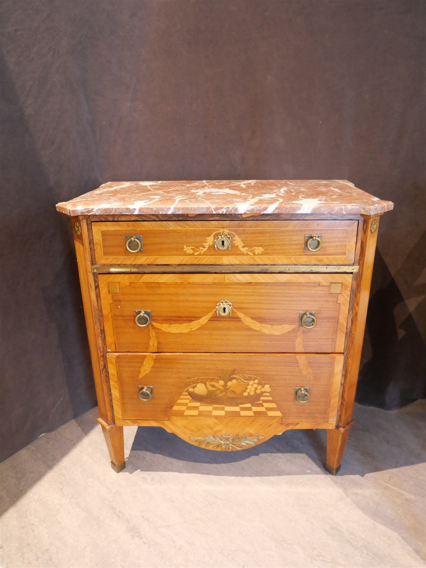 Auktion: 566 Objekt: 121