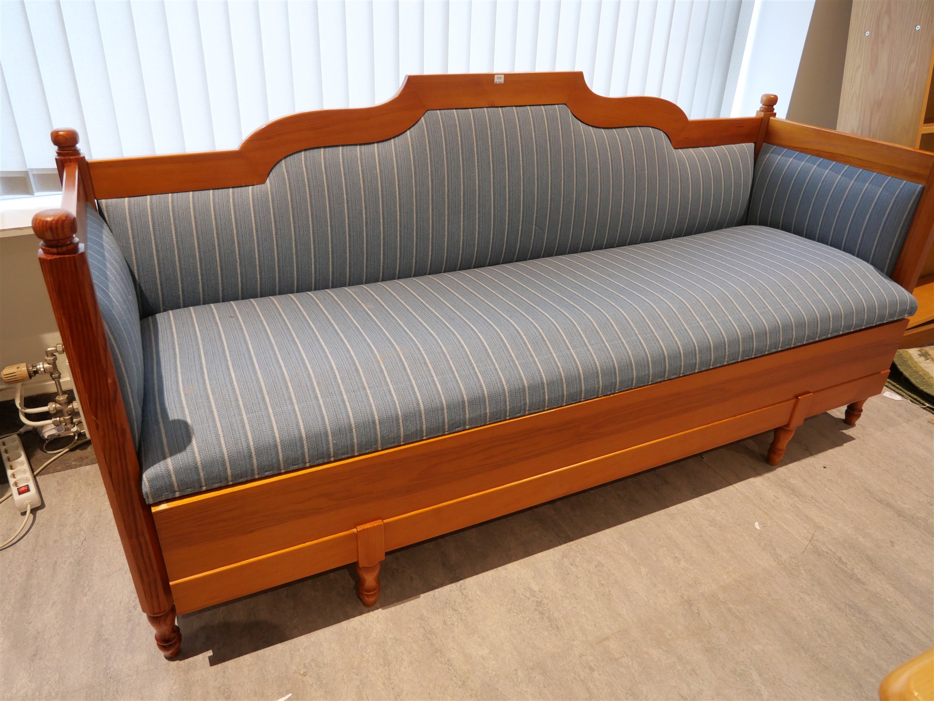 Auktion: 566 Objekt: 171