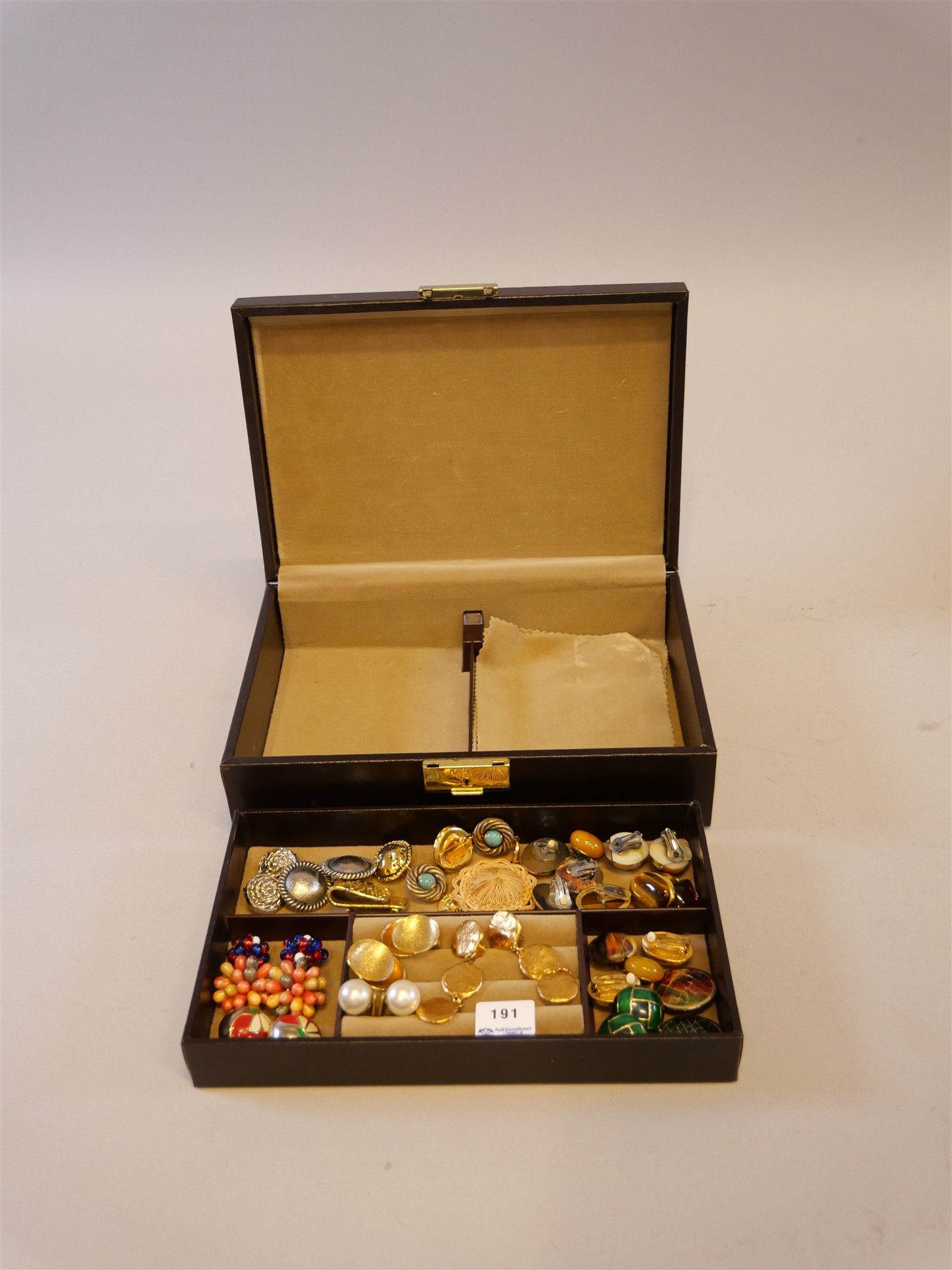 Auktion: 566 Objekt: 191