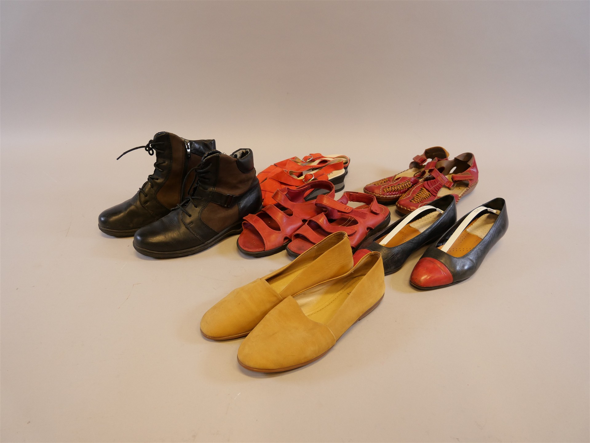 Auktion: 566 Objekt: 215