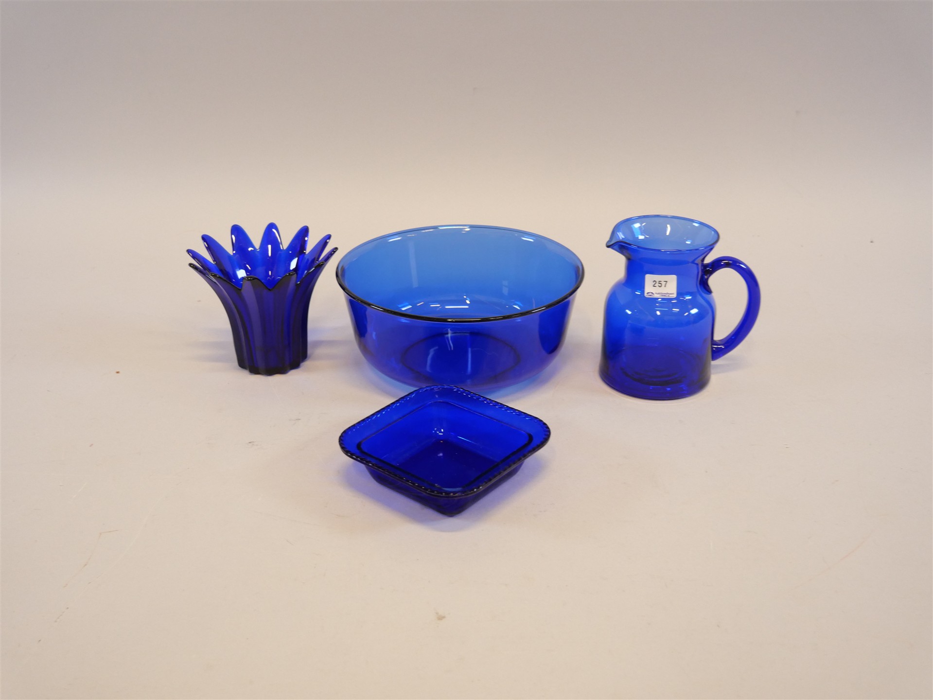 Auktion: 566 Objekt: 257