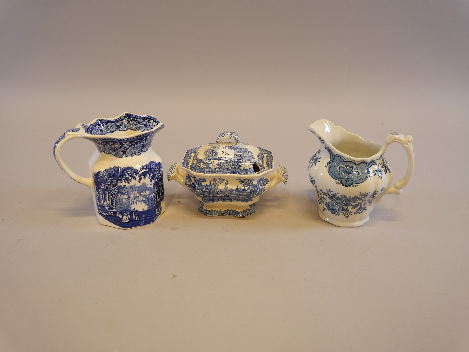 Auktion: 566 Objekt: 258