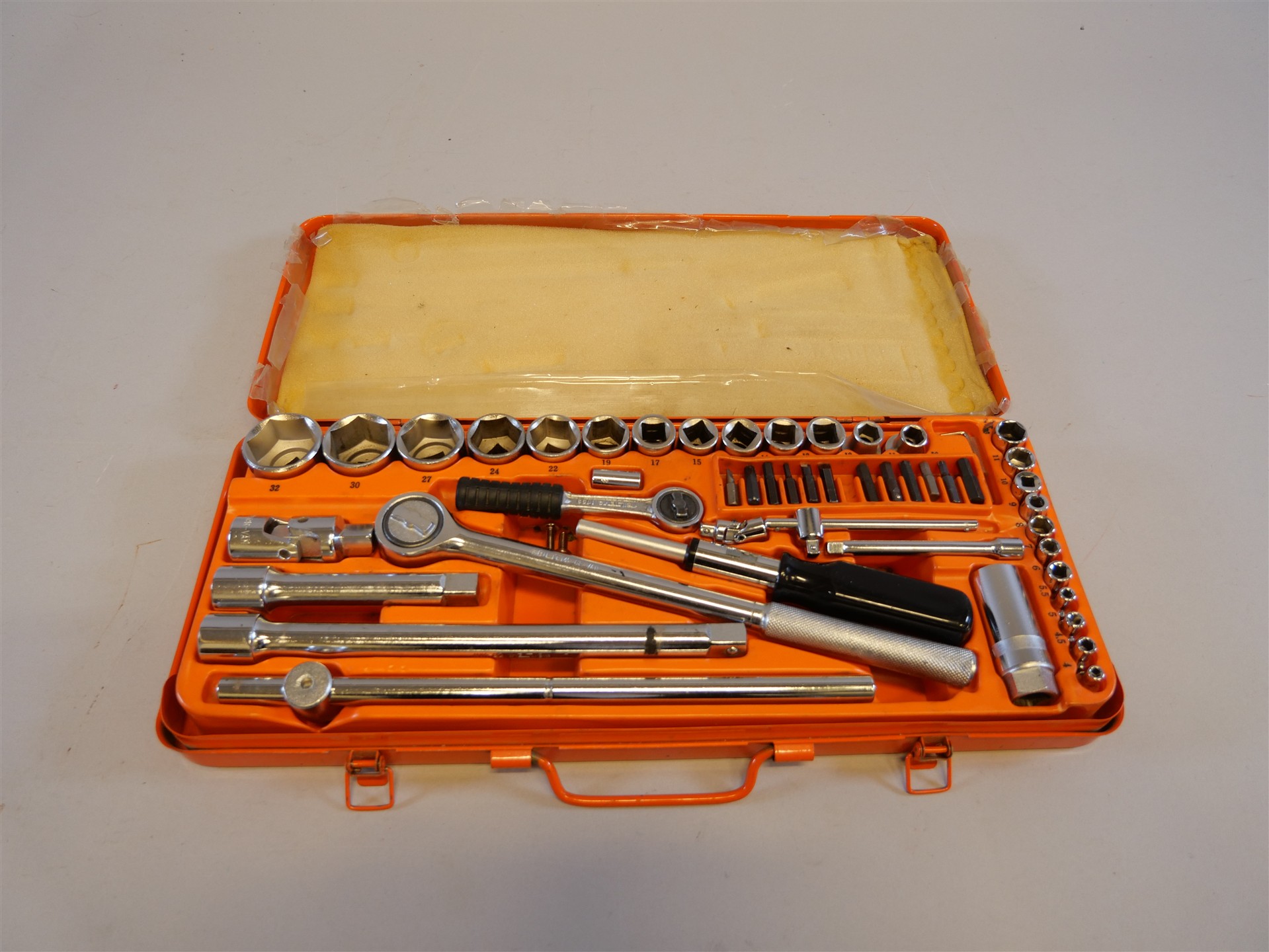 Auktion: 566 Objekt: 328