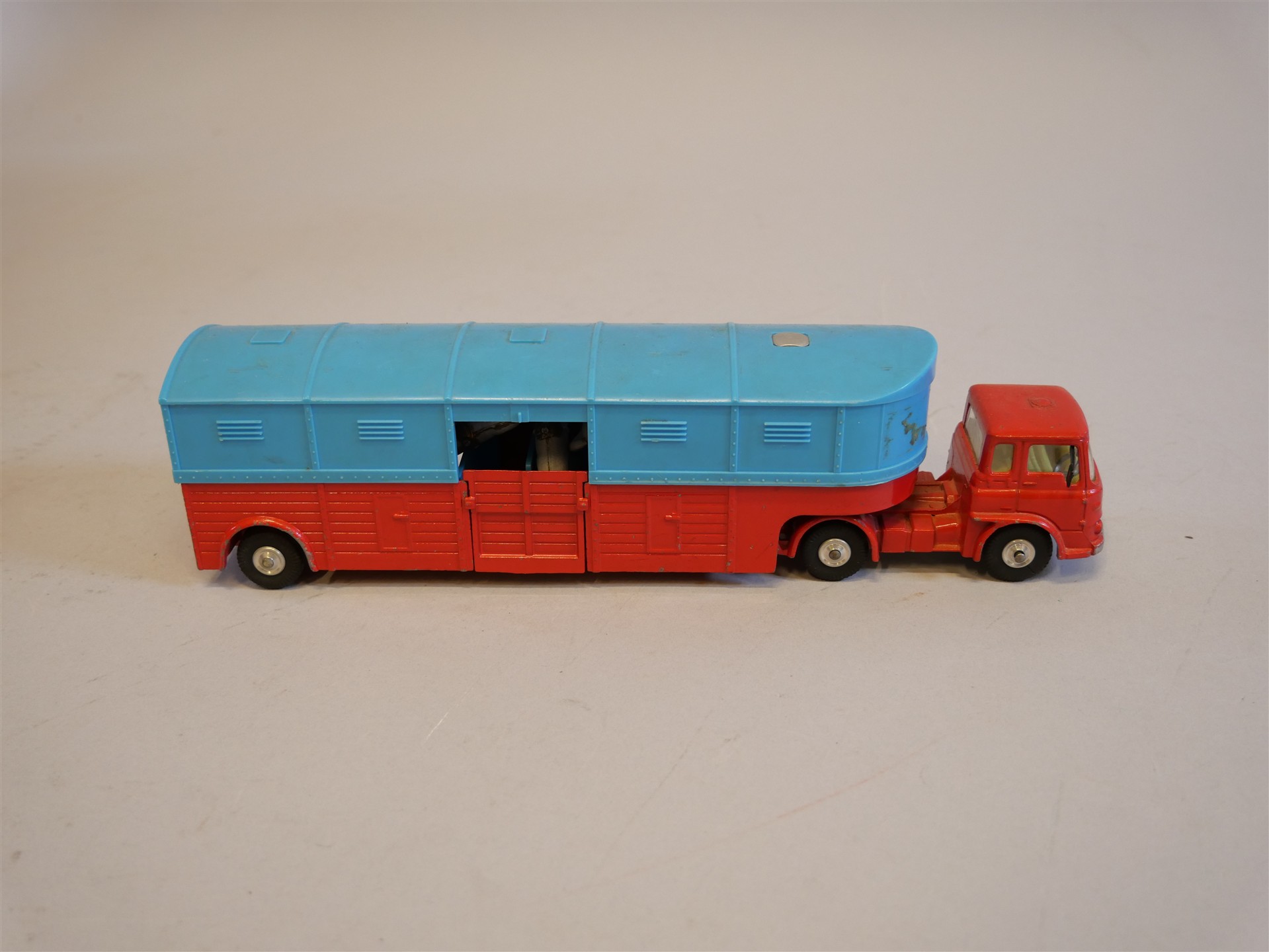 Auktion: 566 Objekt: 391