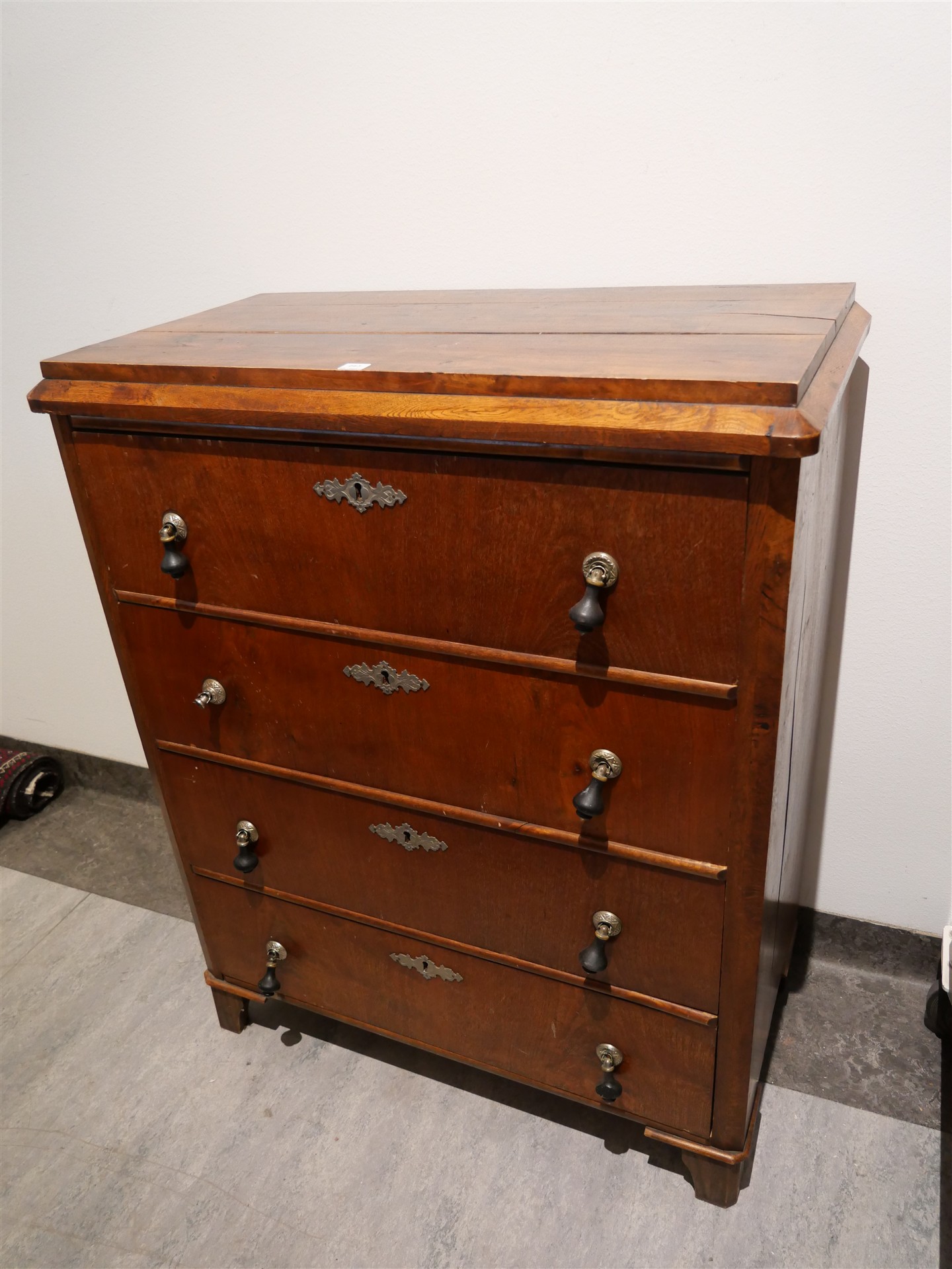 Auktion: 566 Objekt: 063