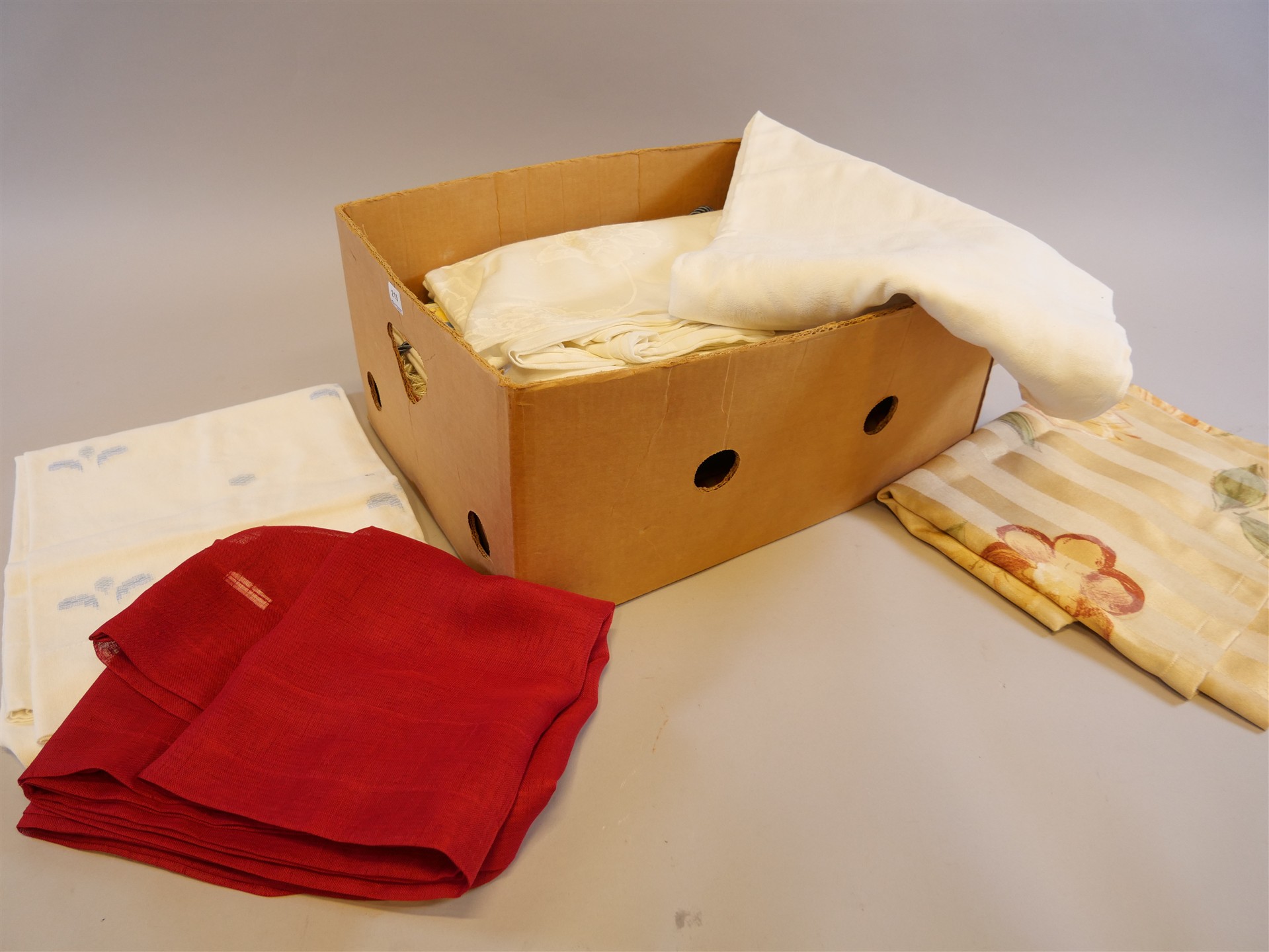 Auktion: 567 Objekt: 215