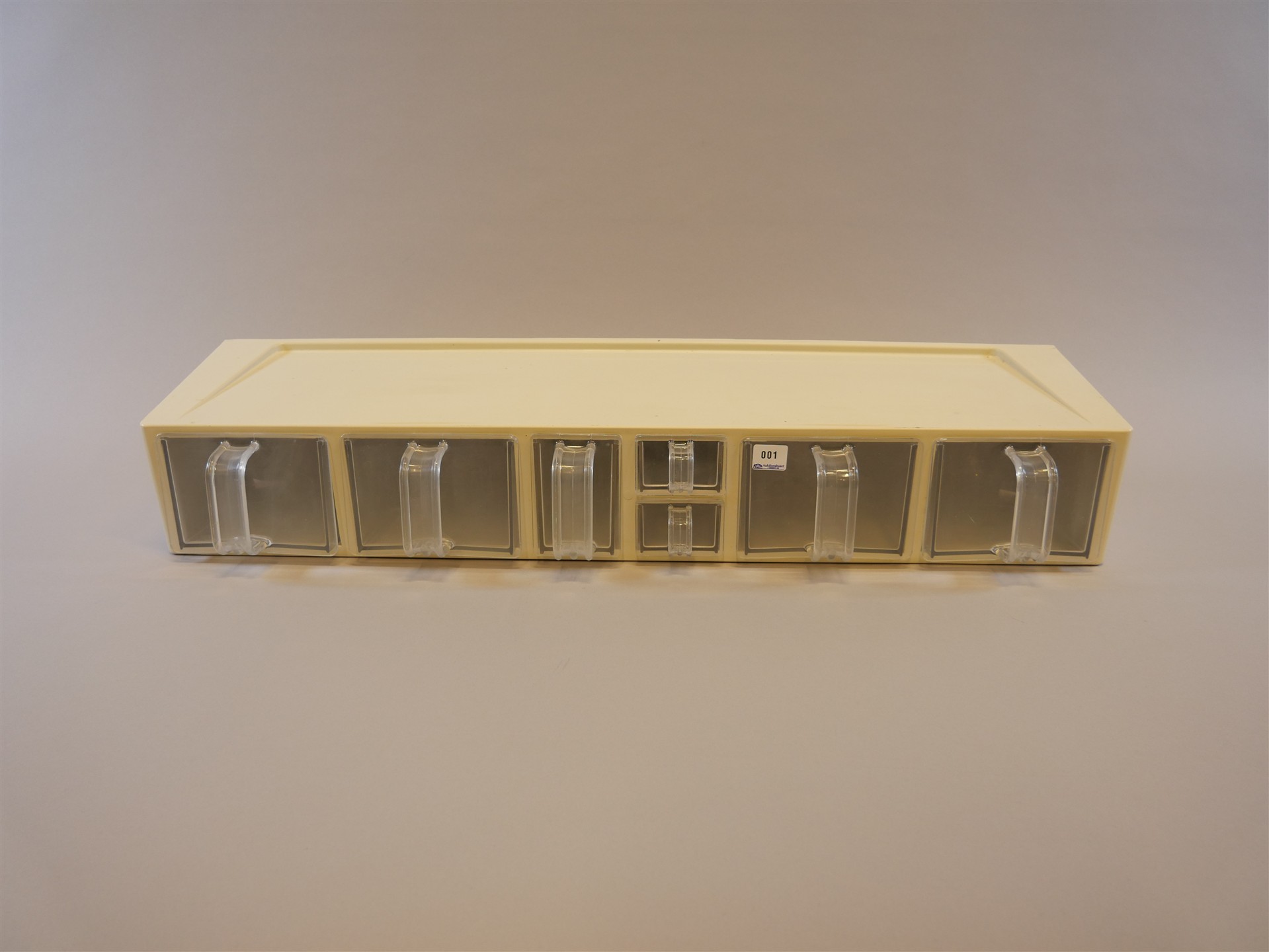 Auktion: 568 Objekt: 001