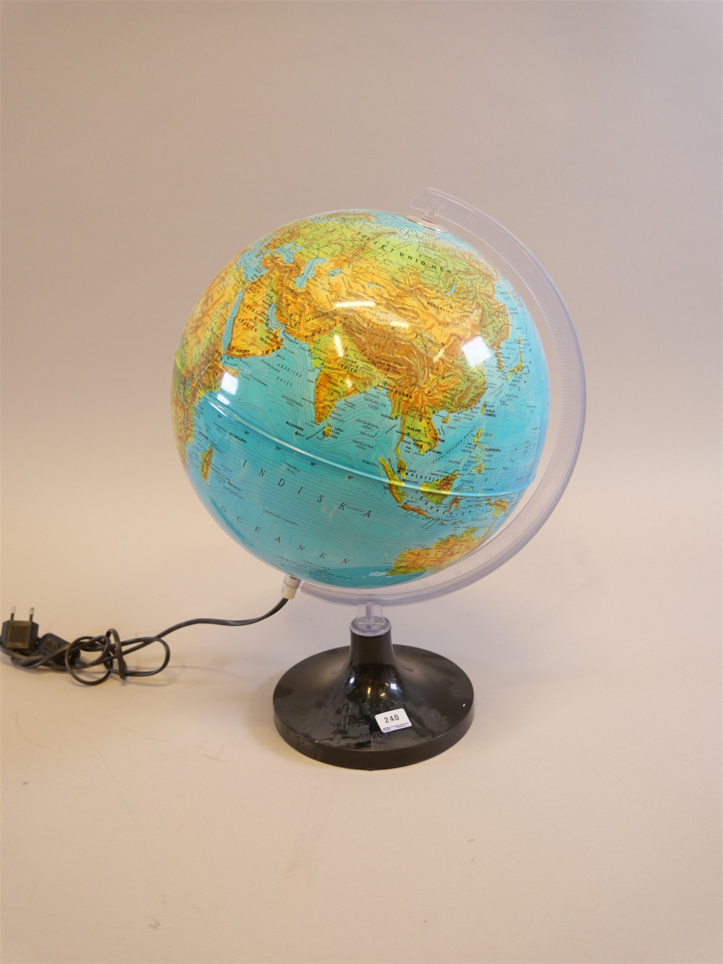 Auktion: 568 Objekt: 240