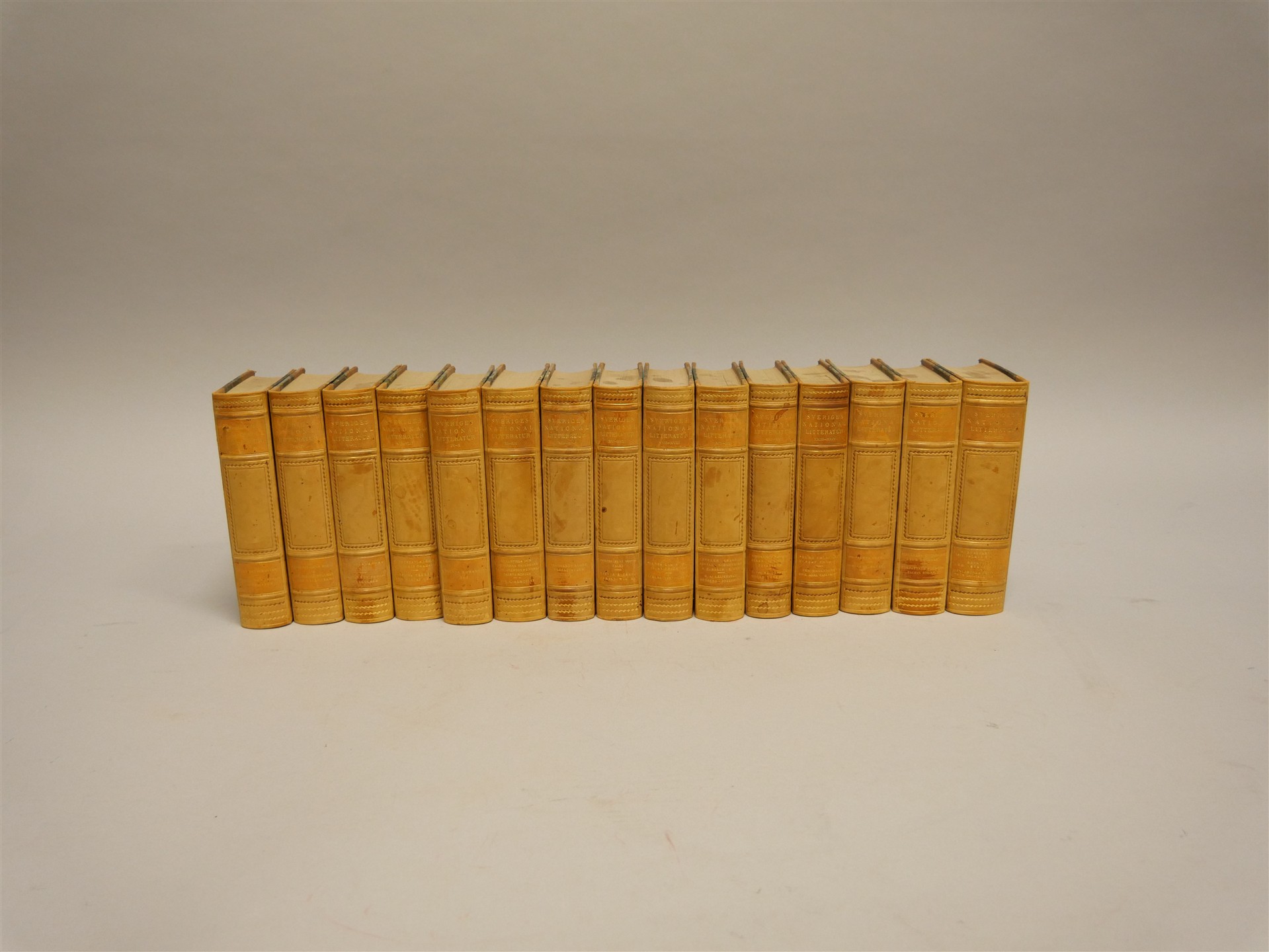 Auktion: 568 Objekt: 327