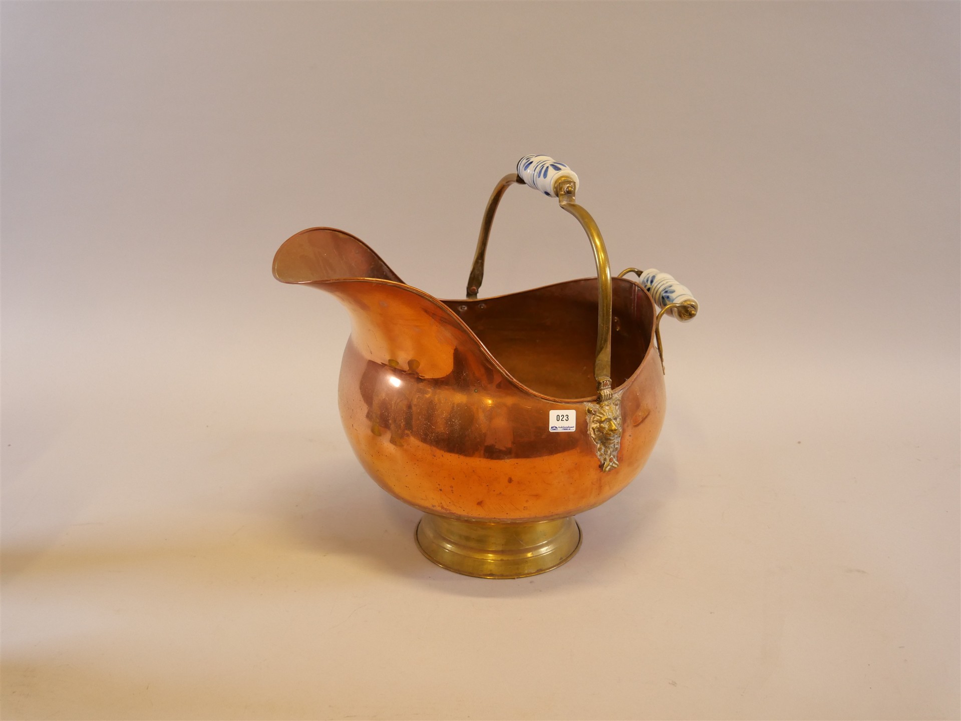 Auktion: 569 Objekt: 023