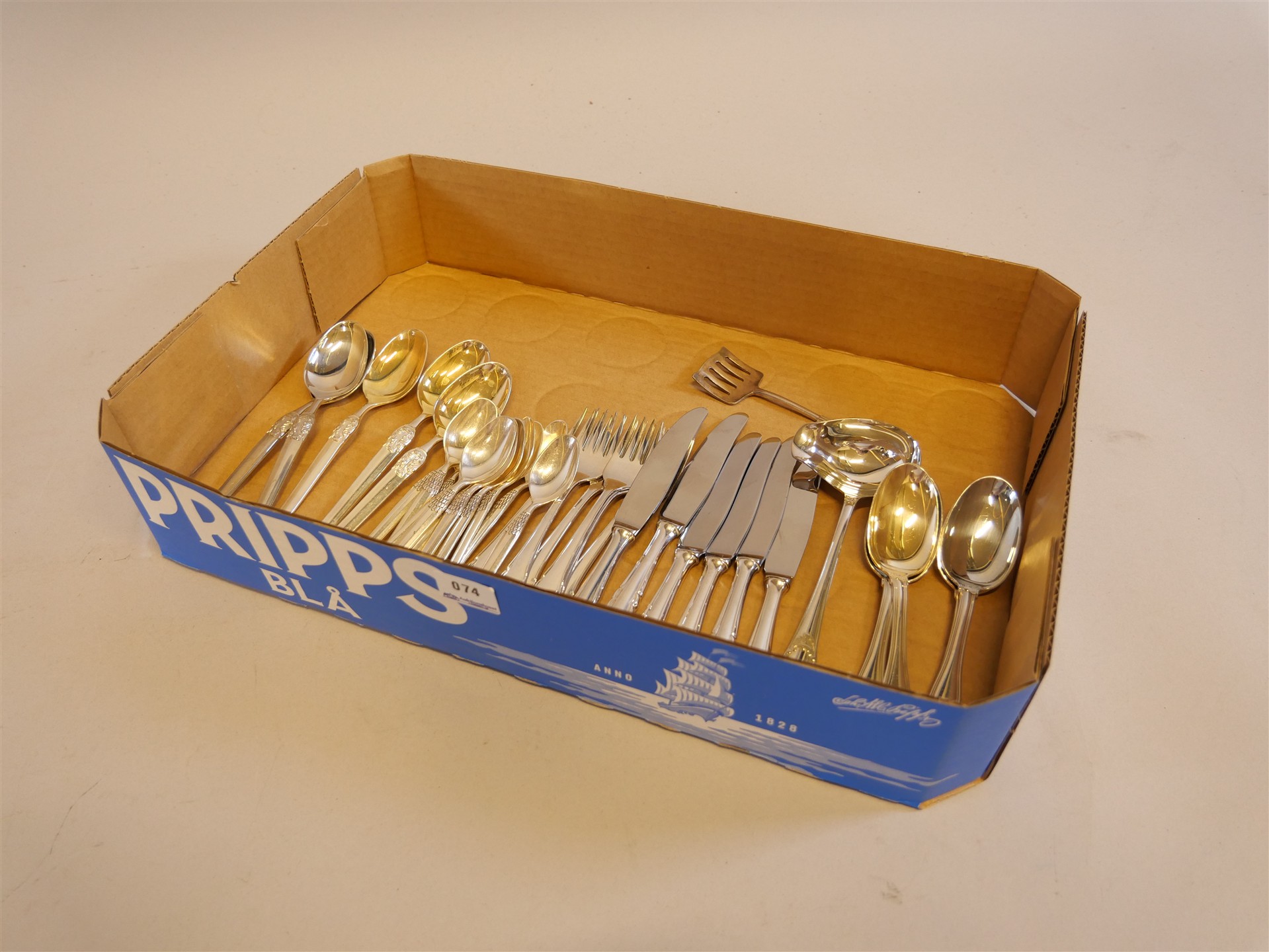 Auktion: 569 Objekt: 074