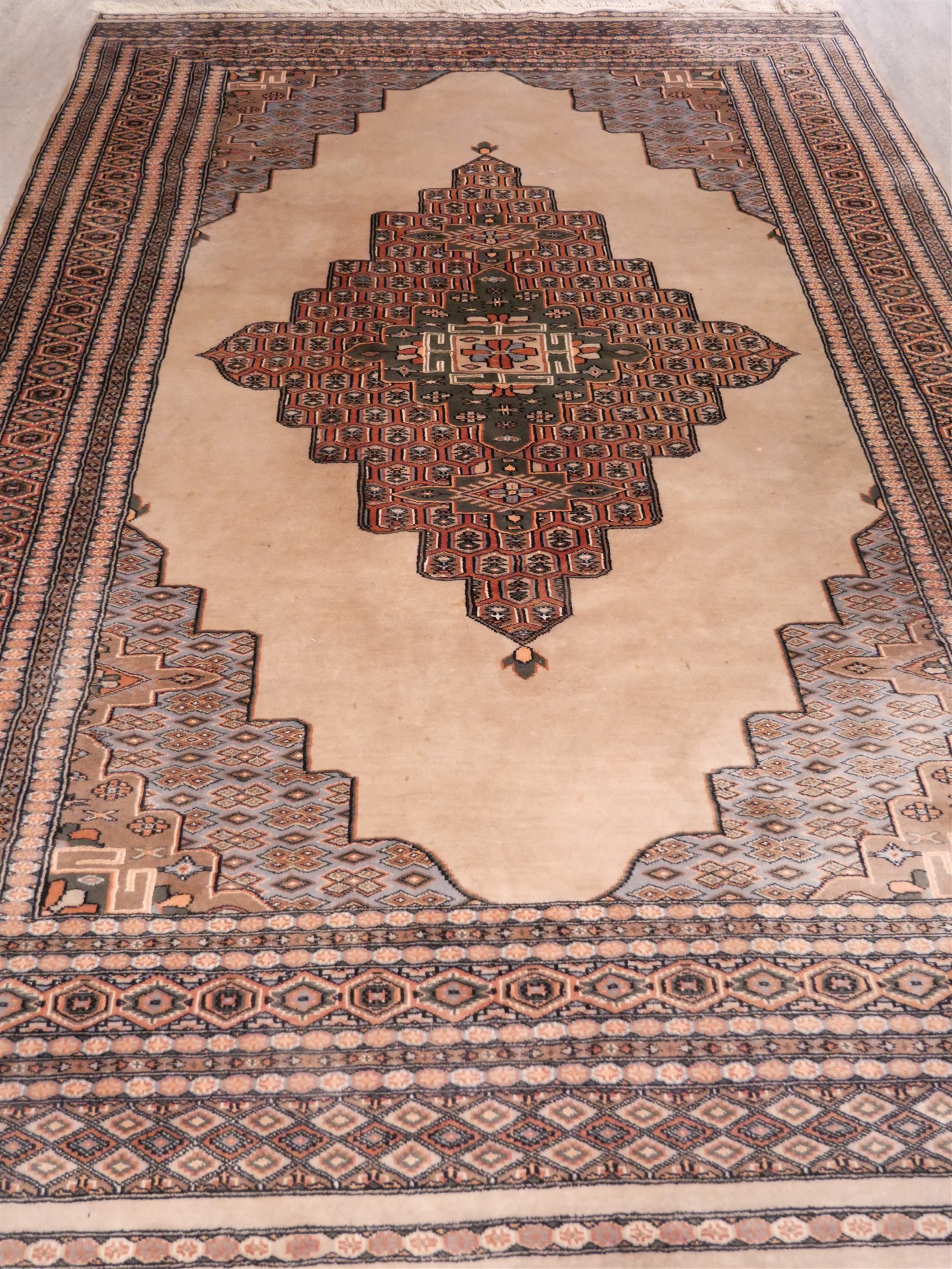 Auktion: 570 Objekt: 114