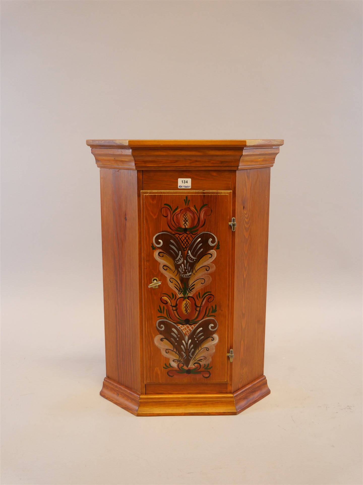 Auktion: 570 Objekt: 134