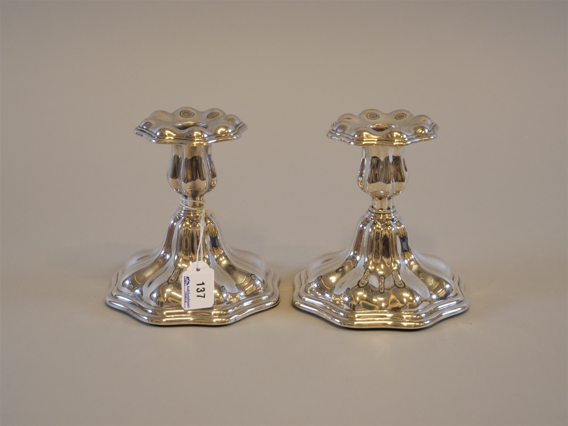 Auktion: 572 Objekt: 137