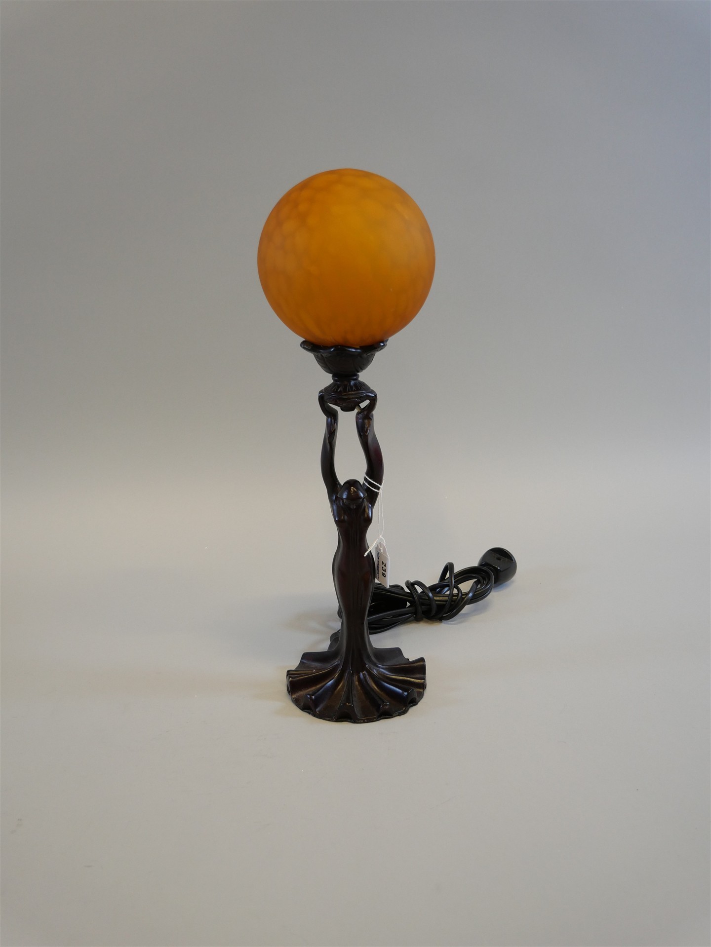 Auktion: 572 Objekt: 239