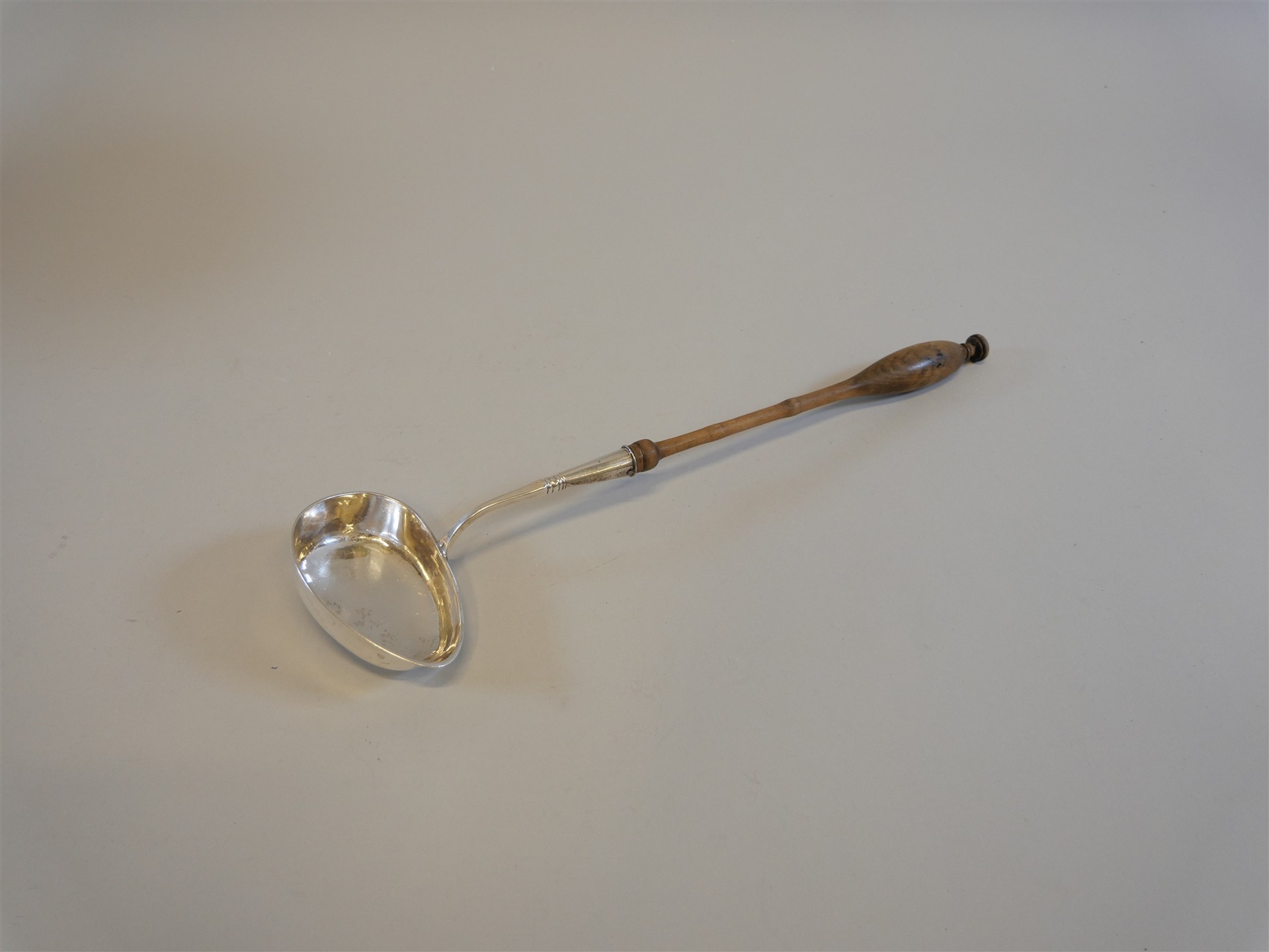 Auktion: 572 Objekt: 319