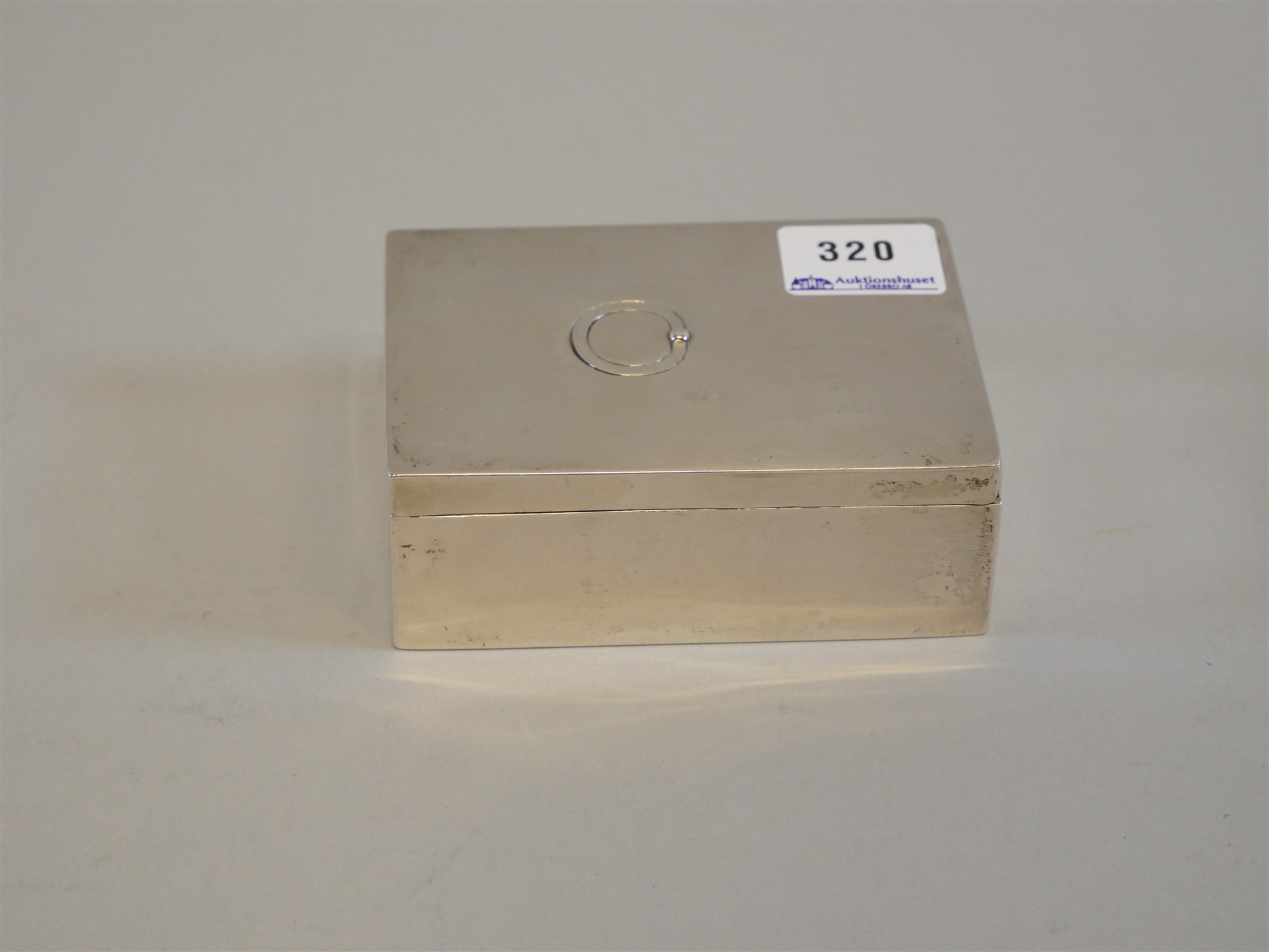 Auktion: 572 Objekt: 320