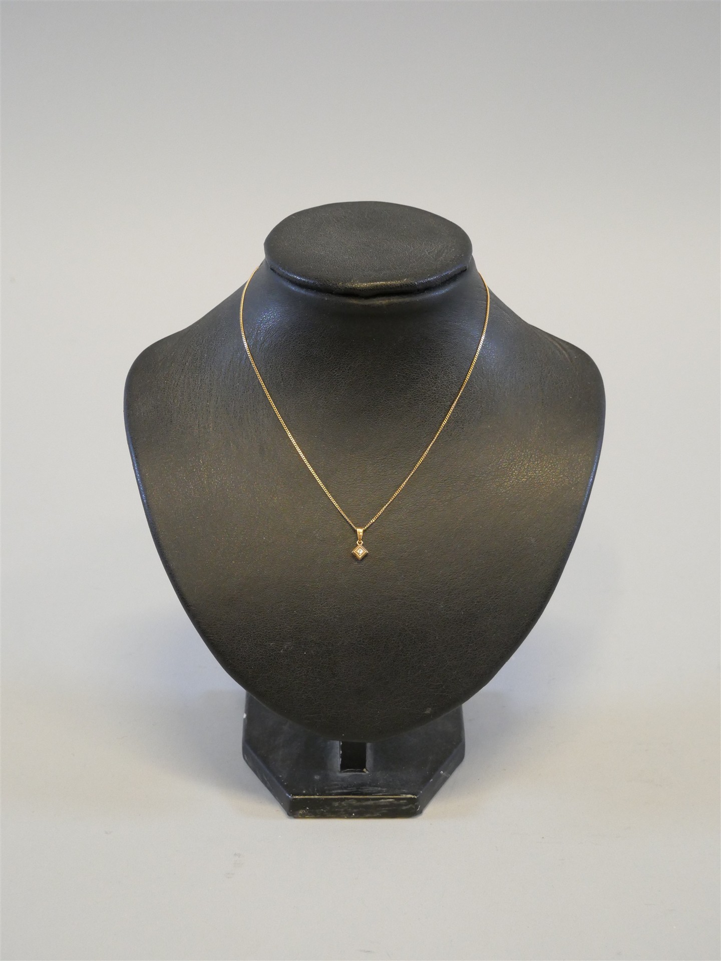 Auktion: 572 Objekt: 352