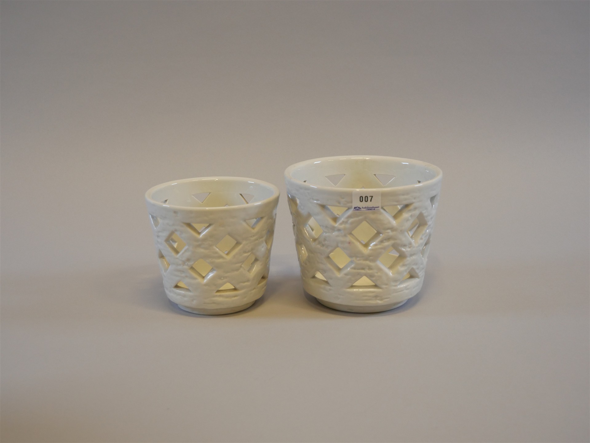 Auktion: 573 Objekt: 007